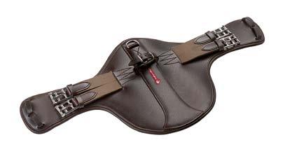 ANATOMICO girth with stud protector in leather and bi-stretch material with roller stainless steel buckles. Sangle bavette ANATOMICO en cuir et bi-élastique avec boucles à rouleau en inox.