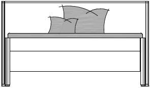 Kopfteilhöhe: 88 cm Innenbreite: 140 oder 160 cm Innentiefe: 1 oder 200 cm 43 341 Komfort-Stollenbett mit Kopfteilverstellung.