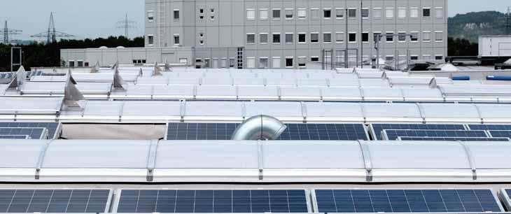 4 LICHTBLICKE PROJEKT AKTUELL Für Nachhaltigkeit und Energieeffizienz energetische Sanierung von Tageslichtsystemen Das Unternehmen Schneider Electric setzt bei seiner energetischen