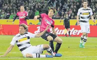 347 Zuschauern hatte Borussia direkt in der ersten Spielminute eine gute Chance.