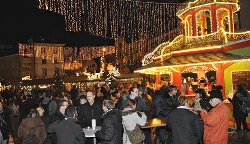 13 8 Weihnachtsmarkt Winterthur Hundert Stände, hundert Chläuse Der traditionsreiche Weihnachtsmarkt zieht die Besucher magisch an.