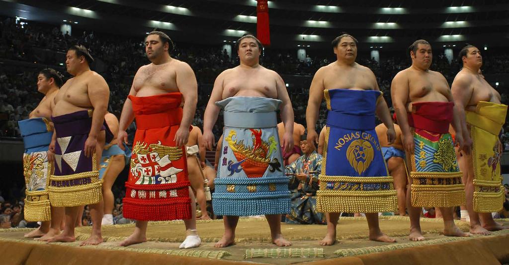 DIAMIR Komfort Sumo 17 Tage Kulturrundreise s Intensive Japan-Rundreise für Erstbesucher s Viele Termine bereits in der Durchführung gesichert s Nara Wiege japanischer Kultur s Kontraste: Tradition &