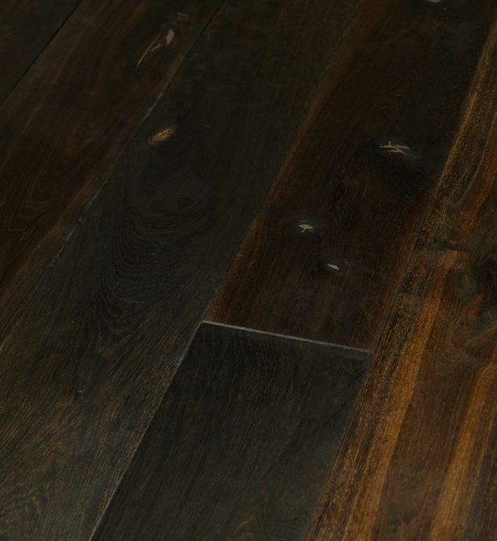 Landhausdiele massiv Eiche Solid Oak Wooden flooring Eiche Markant kerngeräuchert Oak marcant deep smoked Beim Kernräuchern von Eiche reagiert deren Gerbsäure mit Ammoniak.