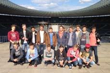 jugendfussball jugendfussball B-Jugend im Olympiastadion in Berlin (2014) C1-Jugend (2014) mit den Trainern Dieter Berenskötter