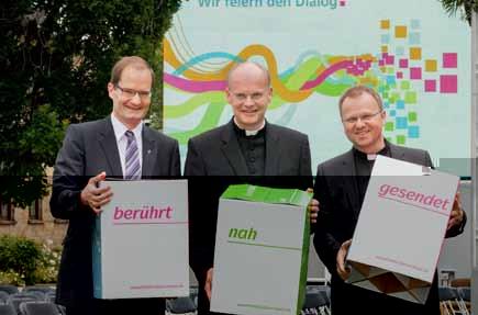62 Wir feiern den Dialog Fest zum Abschluss der Bistumsforen am 13. Juli 2013 in Essen Die Katholische Kirche im Bistum Essen will zukünftig neue Wege gehen. Das unterstreichen Bischof Dr.