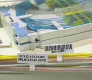Etiketten für die atenkommunikation GLASFASER-ETIKETTEN/FAHNEN iese Etikettenfahnen für Glasfaserleitungen bieten besser lesbare Informationen, die auf Kabeln mit einem kleinen urchmesser angebracht