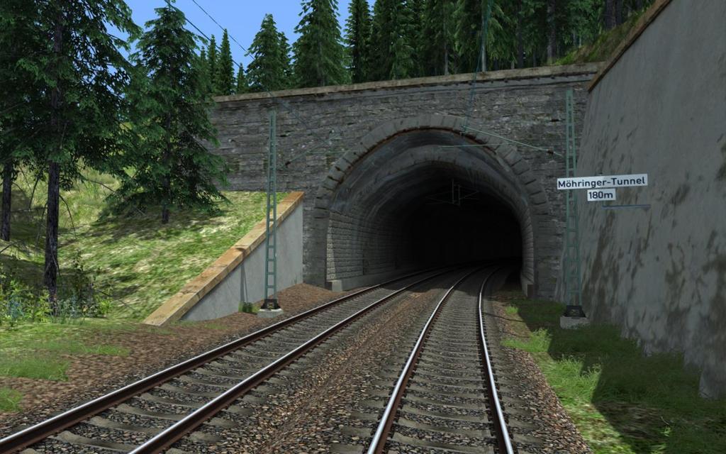 Der 900 Meter lange Hattinger Tunnel führt uns nun in den Hegau. Das folgende Tal mit langgezogenem Gefälle bis nach Engen kann sein romantisches Schwarzwaldflair nicht verbergen.