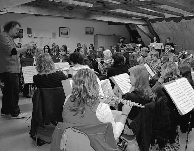 Jugend und Musik: Die Jugendkapelle Achtal 4 80 Musiker präsentieren Filmmelodien beim Kino & Konzert - Event LEUTKIRCH/REICHENHOFEN Am Dienstag, 28.