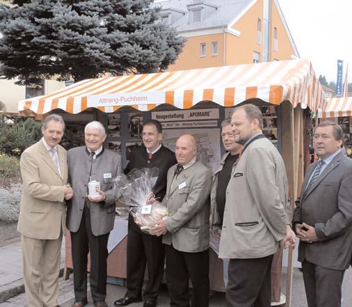Oberösterreich aufgenommen wurde. Das war auch der Grund für die Teilnahme an der 1. Ortsbildmesse 1991 in Viechtwang, wo das genannte Projekt in Plänen ausgestellt wurde.