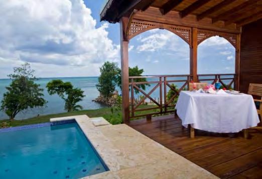 Bonaire Bucht liegt ideal das 5 Sterne Boutique- Strandhotel.