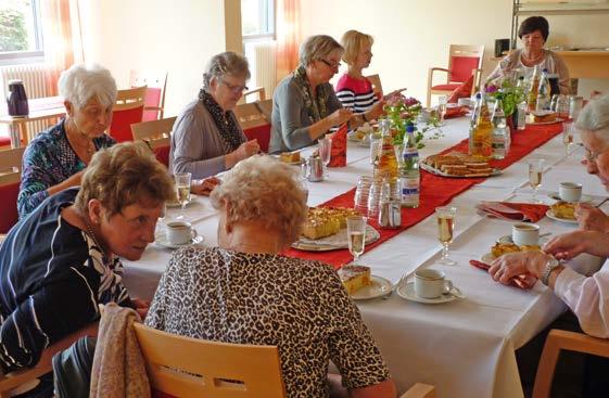 Mitarbeiter Das Rentnertreffen Im Januar erschien in der Mitarbeiterzeitschrift der Evangelischen Heimstiftung ein Artikel über den Rentnertreff.
