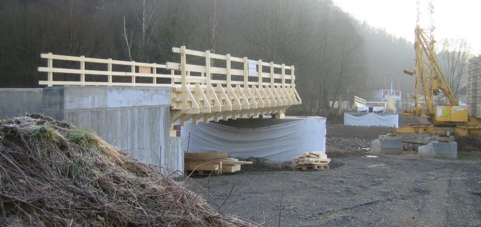 Holz-Beton-Vorlandbrücken in