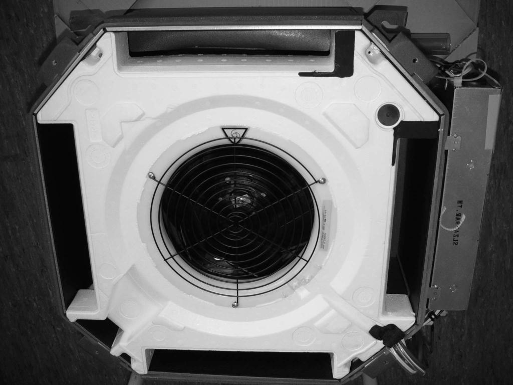 Kassettengerät - SLZ-A09AR Es sind Grobfilter der Filterklasse G2 zum Schutz des Wärmetauschers und der sonstigen Einbauten vor Schmutz