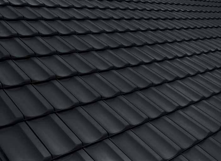 reduziert Farbabweichungen: Unsere Dachziegel sind umweltfreundliche Baustoffe. Mit dem Ein satz natürlicher Rohstoffe kann es zu Farbabweichungen kommen.