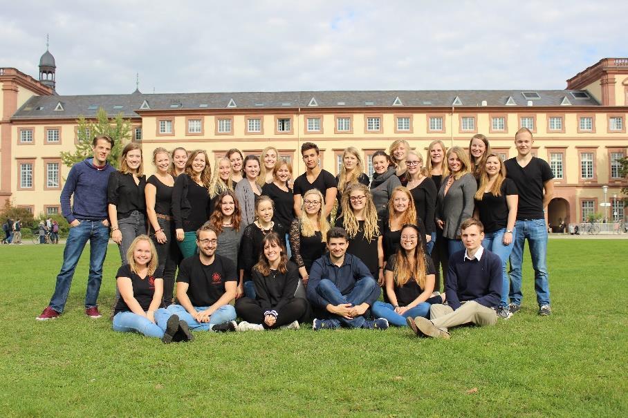 2017 Ein Muss für alle Mannheimer Studierenden sind die legendären Schneckenhofpartys direkt auf dem Uni Gelände!