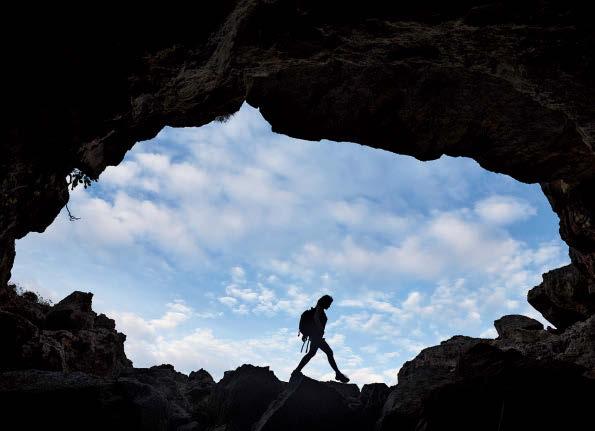 Das ist Kreta Kreta heißt Sie herzlich willkomme uter aderem mit mehr als 5000 Höhle ud über 100 Schluchte.