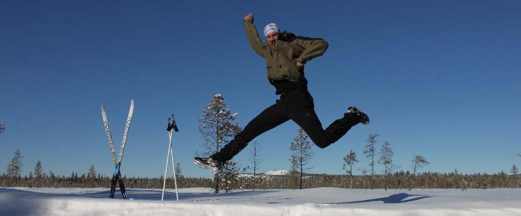 Lappland, 20km Cross Country Skiing in the ARCTIC CIRCLE Für mehr Infos und einen Blog mit Bildern bitte bei International Affairs nachfragen.