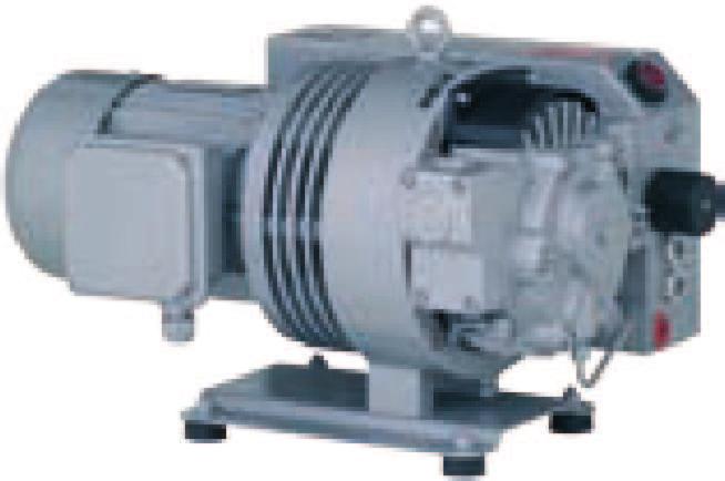 VCA VCA 25 40 Ölüberflutete Drehschieber-Vakuumpumpe mit Saugvermögen 25 bis 48 m³/h, max. Endvakuum 0,5 mbar (abs.). Flanschmotor, doppelseitige Rotorlagerung, Luftkühlung.