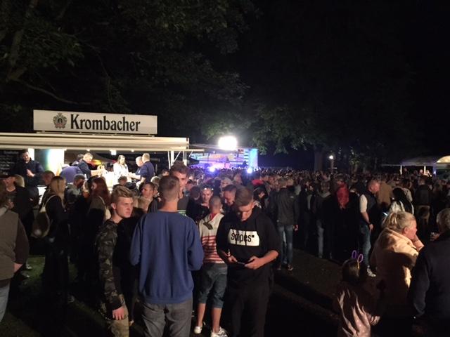 Für die Feuerwehr Stockelsdorf bedeutete das Fest auch in 2016 wieder einen großen Kraftakt der tagelangen Vor- und Nachbereitung, sowie Durchführung.
