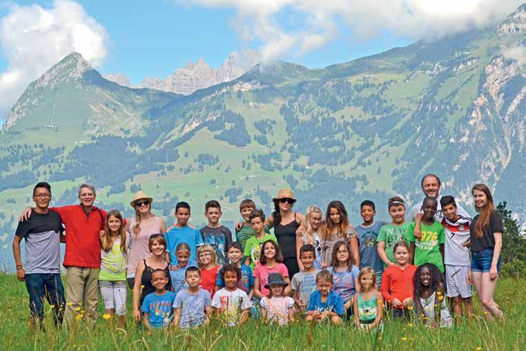 Biebricher Kinder mit Handschlag vom Schweizer Bundespräsidenten begrüßt privat Das war ein Erlebnis, das man das ganze Leben sicher nicht vergessen wird: Biebricher Kinder und ihre Betreuer