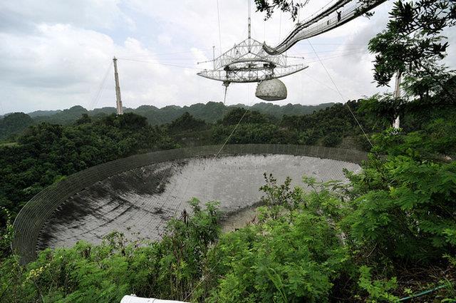 Arecibo Teleskop nach dem Sturm All Arecibo Observatory staff are safe and accounted for.