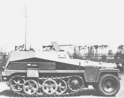 halftrack with radio gear) SdKfz 250/4 (light armored halftrack with twin antiaircraft machineguns) SdKfz 250/5 (light armored
