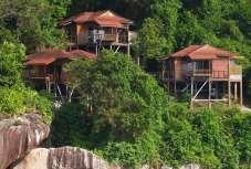 Das Resort bietet eine traditionelle malaysische Architektur mit Holz- Pfahlbauten perfekt in die Natur integriert. Es bietet einen sehr persönlichen Service mit vielen Annehmlichkeiten.