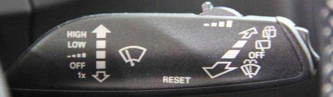 MFA Wippe 1. Reset-Taste kurz gedrückt - Anruf annehmen oder Anruf beenden (wenn aktiv).