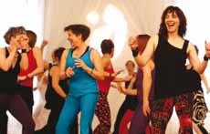 Nia Kurse Freude an der Bewegung! Nia ist ein ganzheitliches Tanz- und Fitnesskonzept.