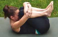 wirbelsäulen wellness Kurs Klassische Rückenschule, Pilates und Yoga. Diese speziellen Bewegungsformen zielen auf die Vermeidung und Reduzierung von Rückenschmerzen ab.