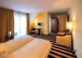 de Unser Hotel bietet Ihnen 40 gemütlich, modern ausgestattete große Hotelzimmer in ruhiger Lage sowie
