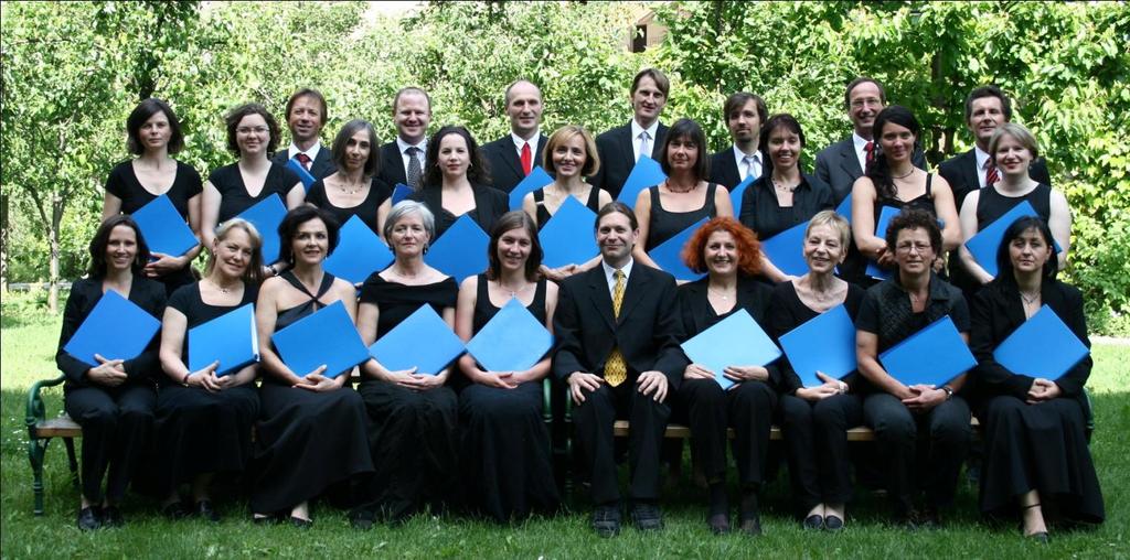 Chor Der gemischte Chor Capella Vocalis Innsbruck singt seit 1998 unter der Leitung von Joachim Mayer.