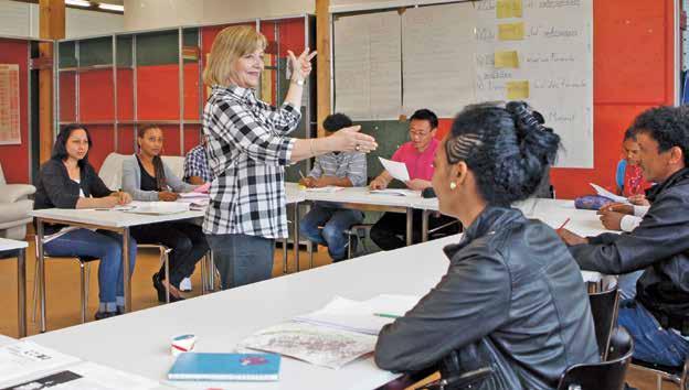 Szenariobasierten Unterricht gestalten Ein Leitfaden zur Unterrichtsplanung Deutsch in der Schweiz - lernen, lehren, beurteilen Der vorliegende Leitfaden zur Unterrichtsplanung richtet sich an die