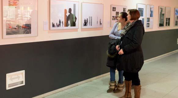 DIALOG 30. Januar:»FOLLOW ME!«: Kunststudierende präsentieren Fotografien im Flughafen Die Ausstellung»FOLLOW ME!«wird am Dortmund Airport eröffnet.