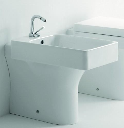 1.53 BA33711 rechteckiges Stand Bidet 51 cm tief 35 cm breit Serie Century by Marc Sadler für die Bodenmontage mit Hahnloch Das rechteckige Stand-Bidet ist in einer Tiefe von 51 cm erhältlich.