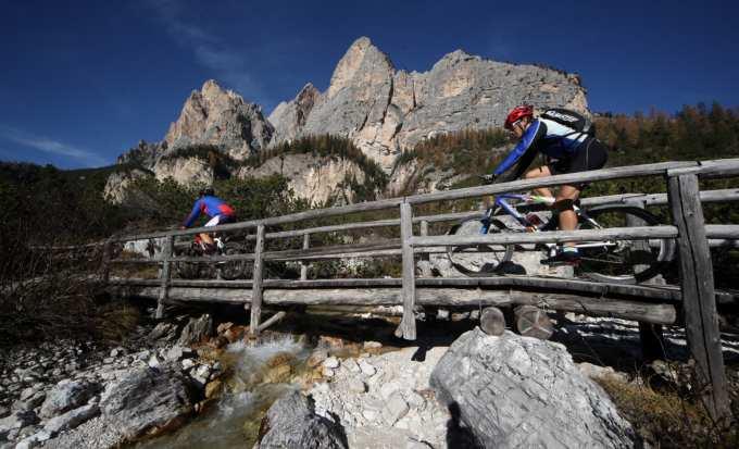 Mountainbiker Ehrenkodex Mountain Biken bietet eine gute Möglichkeit für ein naturnahes Mountainbike Erlebnis in den Bergen.