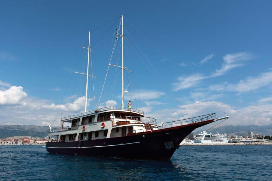 Trauminseln der Adria Inselkreuzfahrt vor der dalmatinischen Küste an Bord einer Luxus-Gulet 24. September 03. Oktober 2010 Noch bis vor einigen Jahren wurde Kroatien als Billigreiseziel wahrgenommen.