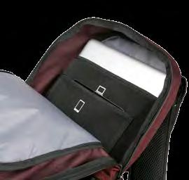 TRACE Rucksack/backpack// Maße/dimensions: 32 x 42 x 22 cm Volumen/capacity: 30 l
