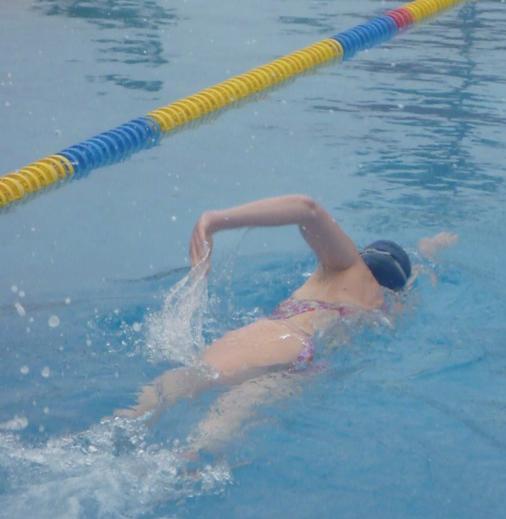 4.4 Optionale Testaufgabe: 200 m-schwimmen Testziel und Testaufgabe Die Testaufgabe 200 m-schwimmen dient der Überprüfung der allgemeinen Schwimmfähigkeit.