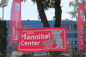 Hannibal Center wird Hauptsponsor der VfL-Fußballschule Logopräsenz auf den Trikots der teilnehmenden Kinder Dominante Logopräsenz auf