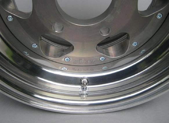 Lochkreis 5 x 130 mm, für Radmutter mit Schaft Ø16 mm.