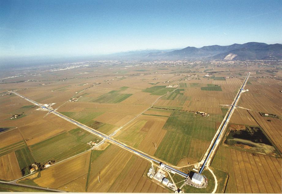 Fabry-Perot Interferometer VIRGO - Standort Pisa, Norditalien - französisch-italienische Kollaboration