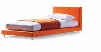 letti tessili beds in upholstered fabric / lits en tissu / stoffbetten / camas en tejido Skate System _ Struttura imbottita.