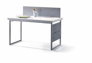 _ Top available in carcase colours. Pull out typewriter table on drawers on wheels with fronts available in all colours. _ Plateau en tous les coloris structure.