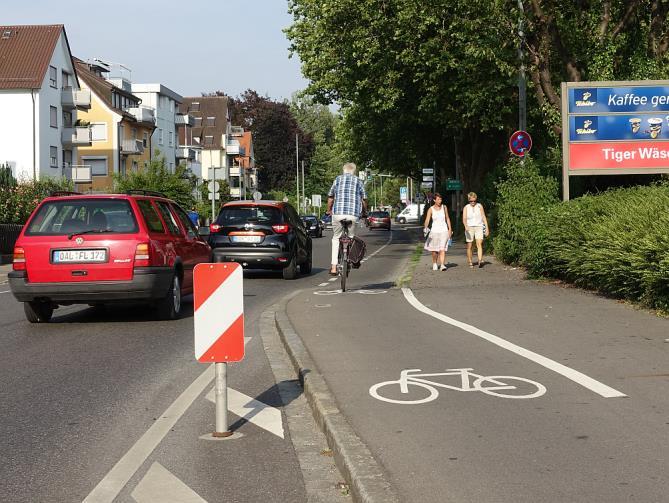 Fazit: Die Verkehrsführung stellt eine Verbesserung im Vergleich zum Ausgangszustand dar. Die Signalanlage für den Radverkehr wird nicht von allen Radfahrern verstanden. 15.