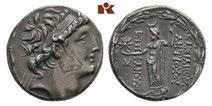 wurde Crassus in der Nähe der Stadt Carrhae vernichtend von den Parthern geschlagen, wodurch der Name der Stadt im römischen Reich zu fataler Berühmtheit gelangte. 78 Antiochos VIII., 121-96 v. Chr.