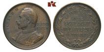 Hermann Hosaeus in Berlin mit dem Entwurf der hier vorliegenden Medaille beauftragt, die in der Berliner Medaillen-Münze von O. Oertel geprägt wurde. 1323 Wilhelm II., 1888-1918.