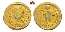 Seite 76 Künker elive Auction 42 BYZANTINISCHE MÜNZEN BYZANZ 385 Mauricius Tiberius, 582-602. AV-Solidus, 582/583, Constantinopolis, 7. Offizin; 4,46 g. Gepanzerte Büste v.