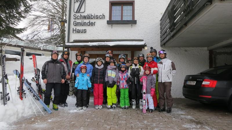 Skiausfahrt nach Riezlern Dieses Jahr machten wir TTSGler mal nicht Oberstdorf unsicher, sondern wir bezogen Quartier im Gmünder Haus in Riezlern.