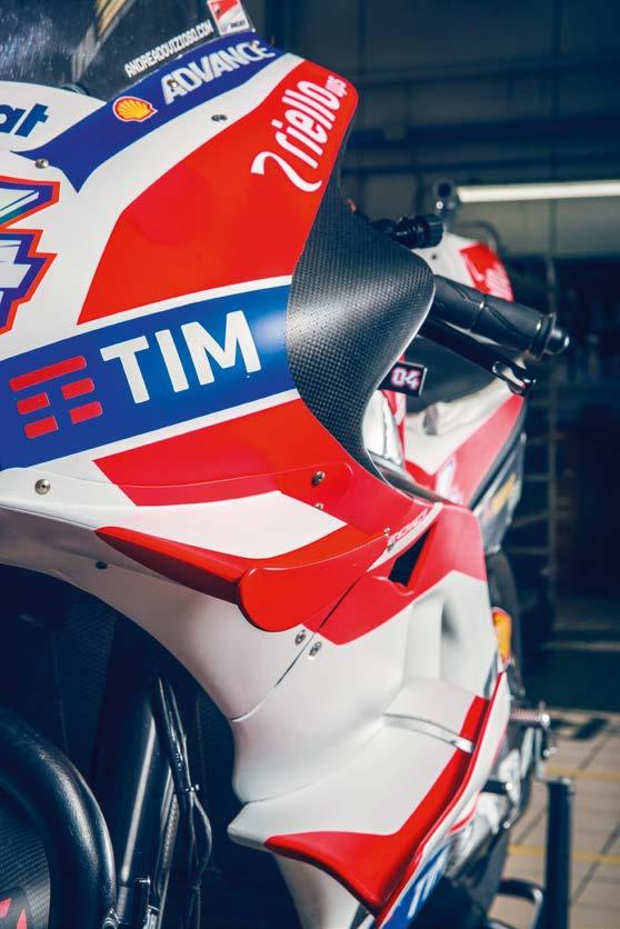 Ducati verleiht Flügel: Mächtige aerodynamische Anbauteile im Frontbereich der Verkleidung sind markante Markenzeichen der MotoGP- Ducati.